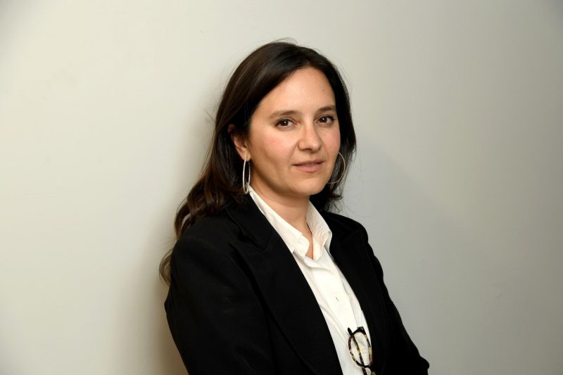 <p id='anchor-1f3f87' class='body-graf'>The newly formed media corporation Paramount Skydance has acquired The Free Press, an online news and commentary outlet co-founded by Bari Weiss, who will join CBS News as editor-in-chief.</p>
<p id='anchor-4de0d7' class='body-graf'>Weiss launched The Free Press in 2021 with her wife, Nellie Bowles, and her sister, Suzy Weiss. They have presented the publication as a heterodox alternative to the legacy news media and a bulwark against “ideological narratives,” particularly on the political left.</p>
<figure class='styles_inlineImage__FvnTh styles_medium__MEKii' id='anchor-6bb6f3'><picture class='styles_image__i32F7' data-testid='picture' data-flavor='fit' data-original-height='1667' data-original-width='2500'><source media='(min-width: 1000px)' srcset='https://media-cldnry.s-nbcnews.com/image/upload/t_fit-560w,f_avif,q_auto:eco,dpr_2/rockcms/2025-07/250725-bari-weiss-2024-ac-716p-633d2a.jpg 2x, https://media-cldnry.s-nbcnews.com/image/upload/t_fit-560w,f_auto,q_auto:best/rockcms/2025-07/250725-bari-weiss-2024-ac-716p-633d2a.jpg 1x'><source media='(min-width: 320px)' srcset='https://media-cldnry.s-nbcnews.com/image/upload/t_fit-760w,f_avif,q_auto:eco,dpr_2/rockcms/2025-07/250725-bari-weiss-2024-ac-716p-633d2a.jpg 2x, https://media-cldnry.s-nbcnews.com/image/upload/t_fit-760w,f_auto,q_auto:best/rockcms/2025-07/250725-bari-weiss-2024-ac-716p-633d2a.jpg 1x'></picture><figcaption class='caption styles_caption__TCewG' data-testid='caption'><span class='caption__container' data-testid='caption__container'>Bari Weiss in New York in 2024.</span><span class='caption__source' data-testid='caption__source'>Noam Galai / Getty Images for The Free Press file</span></figcaption></figure>
<p id='anchor-266104' class='body-graf'>The acquisition is one of Skydance chief David Ellison’s most significant early moves to reshape the news unit at Paramount, which he acquired in a blockbuster $8 billion deal earlier this year.</p>
<div id='taboolaReadMoreBelow'></div>
<p id='anchor-eb2611' class='body-graf'>In seeking federal approval of the merger, Skydance vowed to embrace “diverse viewpoints” and represent “the varied ideological perspectives of American viewers.” The company also pledged to install an ombudsman at the nearly 100-year-old CBS News operation.</p>
<p id='anchor-8a0607' class='body-graf'>“This partnership allows our ethos of fearless, independent journalism to reach an enormous, diverse, and influential audience,” Weiss said in a news release. “We honor the extraordinary legacy of CBS News by committing ourselves to a singular mission: building the most trusted news organization of the 21st Century.”</p>
<section id='anchor-d70410' class='embed-widget embedWidget embed-widget--medium' data-testid='embed-widget'>
<div data-testid='iframely-wrapper' class='embed-widget__use-presentation embed-widget__iframely-twitter'>
<div>
<div class='iframely-twitter iframely-app iframely-embed' style='max-width: 550px;'>
<div class='iframely-responsive' style='padding-bottom: 100%;'><iframe title='The Free Press on Twitter / X' data-src='https://x.com/TheFP/status/1975179343438467095' loading='lazy' src='//iframe.nbcnews.com/x0liVoeK?_showcaption=true&app=1' allowfullscreen=''></iframe></div>
</div>
</div>
</div>
</section>
<p id='anchor-cd04aa' class='body-graf'>The Free Press has roughly 1.5 million subscribers on Substack, with more than 170,000 of them paid, according to Paramount Skydance. The Financial Times estimated that the publication generates more than $15 million in annual subscription revenue. NBC News has not independently verified that figure.</p>
<p id='anchor-b0aac6' class='body-graf'>“Bari is a proven champion of independent, principled journalism, and I am confident her entrepreneurial drive and editorial vision will invigorate CBS News,” Ellison said in a statement. “This move is part of Paramount’s bigger vision to modernize content and the way it connects — directly and passionately — to audiences around the world.”</p>
<p id='anchor-a87de7' class='body-graf'>The acquisition talks between Ellison and Weiss were first reported in late June by Status, a media industry newsletter. Ellison is the son of billionaire tech mogul Larry Ellison, the co-founder of the software firm Oracle.</p>
<p id='anchor-0fa94f' class='body-graf'>Weiss co-founded The Free Press after quitting the opinion section of The New York Times. In a resignation letter that was published online, Weiss decried what she characterized as the “illiberal environment” at the newspaper.</p>
<p id='anchor-25252d' class='body-graf'>The Free Press earned wide attention in April 2024 after it published an essay from Uri Berliner, a senior business editor at National Public Radio who accused his employer of organizing around a “progressive worldview.” Berliner then resigned from NPR and joined The Free Press.</p>
<p id='anchor-cdd96a' class='body-graf'>The publication’s regular stable of columnists includes Tyler Cowen, an economist and podcaster; Matthew Continetti, the author of a book about the evolution of American conservatism; and Niall Ferguson, a British-American historian.</p>
<p id='anchor-dde508' class='body-graf'>CBS News has repeatedly found itself in the national spotlight in recent months. President Donald Trump filed a lawsuit last year against Paramount accusing “60 Minutes” of deceptively editing an interview with then-Vice President Kamala Harris. </p>
<p id='anchor-daf07a' class='body-graf'>CBS denied the claim. Paramount settled Trump’s lawsuit for $16 million.</p>
<p id='anchor-e1c4b4' class='endmark body-graf'>The Federal Communications Commission is still investigating whether CBS engaged in “news distortion.” The commission is chaired by Brendan Carr, who was appointed by Trump at the start of his second term.</p>
<p></p>
<div>This post appeared first on NBC NEWS</div>
<br>